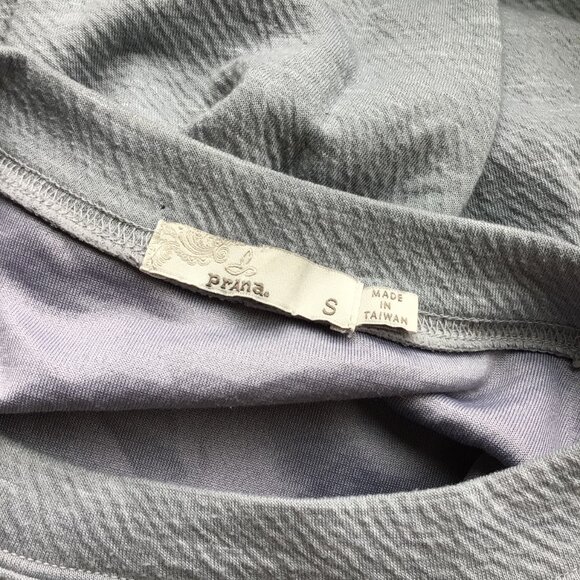 Prana Thin Sweatshirt with Front Pockets - Picture 6 of 7